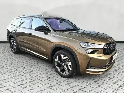 Nuova Skoda Kodiaq SportLine 193 CV (141 kW) 2026 Oro SUV
