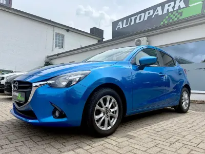 Gebraucht Mazda 2 Exclusive-Line 90 PS (66 kW) 2015 Blau Kleinwagen