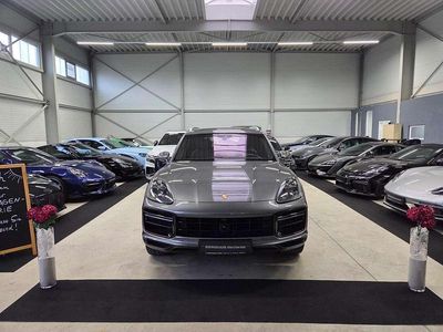 Usata Porsche Cayenne Turbo 549 CV (403 kW) 2019 Grigio SUV