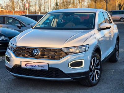 Second-hand VW T-Roc Active 150 CP (110 kW) 2021 Argintiu SUV