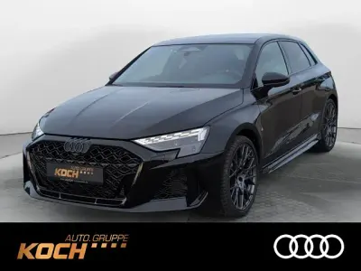 Gebraucht Audi RS3 Sportback Comfort 400 PS (294 kW) 2026 Daytonagrau perleffekt Kleinwagen