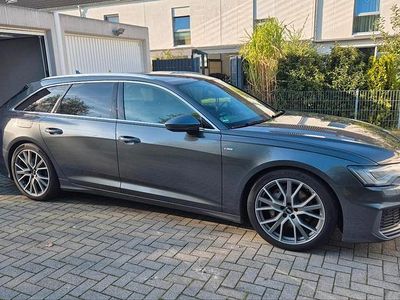 Grau Gebraucht 2019 Audi A6 S-Line Kombi | 28.500 €