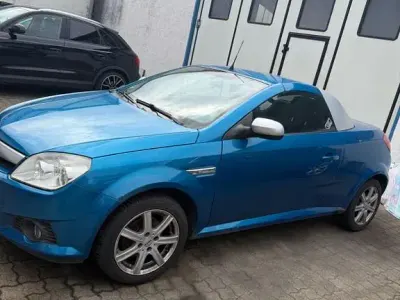 Gebraucht Opel Tigra Cosmo 90 PS (66 kW) 2004 Blau Cabrio