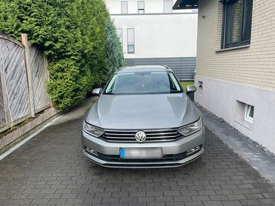 Gebraucht VW Passat 150 PS (110 kW) 2015 Silber Kombi