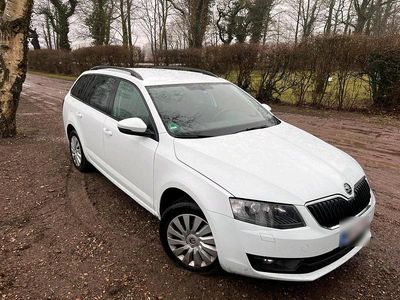 Gebraucht Skoda Octavia 150 PS (110 kW) 2016 Kleinwagen