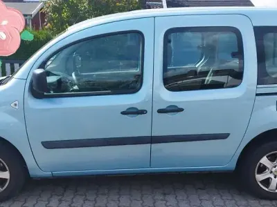 Gebraucht Renault Kangoo 106 PS (77 kW) 2008 Blau Van / Kleinbus
