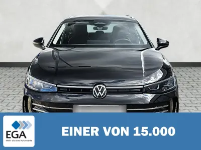 Gebraucht VW Passat Elegance 150 PS (110 kW) 2024 Schwarz metallic Kombi