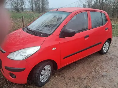Second-hand Hyundai i10 Classic 77 CP (56 kW) 2008 Roșu Hatchback