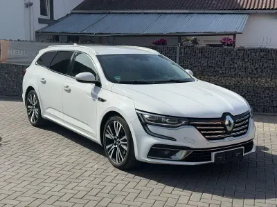 Gebraucht Renault Talisman GrandTour Initiale Paris 200 PS (147 kW) 2020 Weiß Kombi
