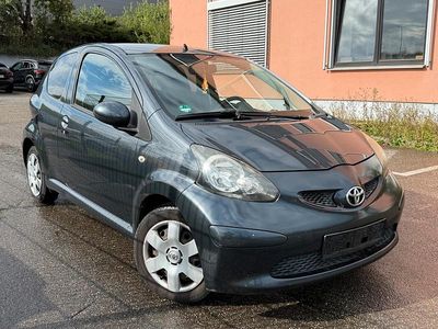 Gebraucht Toyota Aygo 68 PS (50 kW) 2007 Grau Kleinwagen