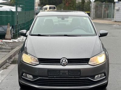 Gebraucht VW Polo Allstar 90 PS (66 kW) 2016 Grau Kleinwagen