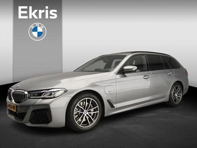 Gebraucht BMW 530e M Sport 292 PS (214 kW) 2024 Grau Kombi