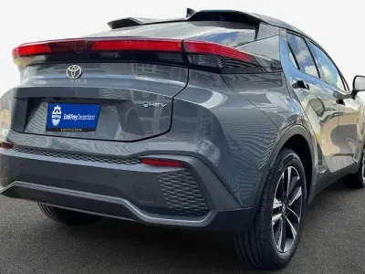 Neu Toyota C-HR 140 PS (102 kW) 2026 Grau SUV