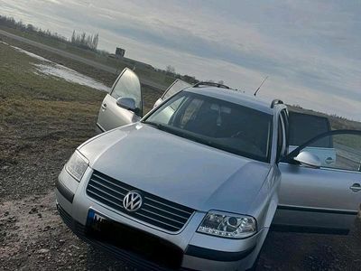 Gebraucht VW Passat 135 PS (99 kW) 2005 Silber Kombi