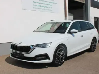 Gebraucht Skoda Octavia Clever 204 PS (150 kW) 2021 Andere Limousine