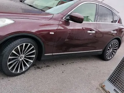 Gebraucht Infiniti Ex37 Premium 320 PS (235 kW) 2012 Rot SUV