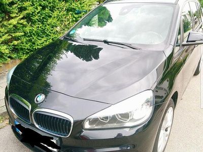Gebraucht BMW 216 Gran Tourer Sport Line 116 PS (85 kW) 2017 Schwarz Van / Kleinbus