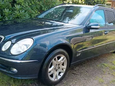Gebraucht Mercedes E350 270 PS (198 kW) 2005 Blau Kombi