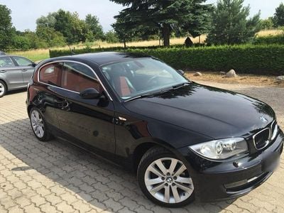Gebraucht BMW 118 143 PS (105 kW) 2008 Schwarz Kleinwagen
