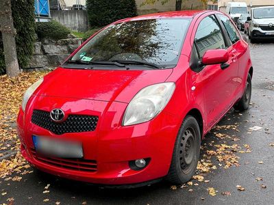 Rot Gebraucht 2007 Toyota Yaris Kleinwagen | 5.950 € (Etwas zu teuer)