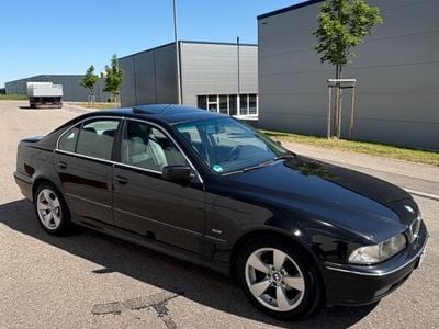 BMW 528