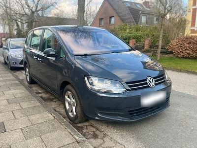 Gebraucht VW Sharan 140 PS (102 kW) 2013 Grau Van / Kleinbus