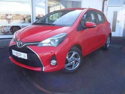 Vulcanorot Gebraucht 2014 Toyota Yaris Comfort Kleinwagen | 8.450 € (Fairer Preis)
