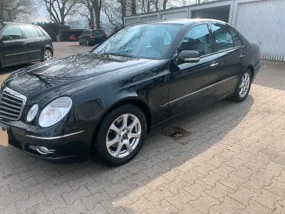 Gebraucht Mercedes E320 224 PS (164 kW) 2006 Schwarz Limousine