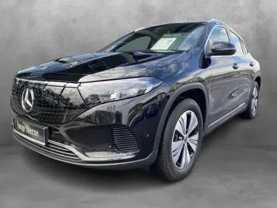 Gebraucht Mercedes EQA250 139 kW (190 PS) 2025 Metalliclack kosmosschwarz SUV