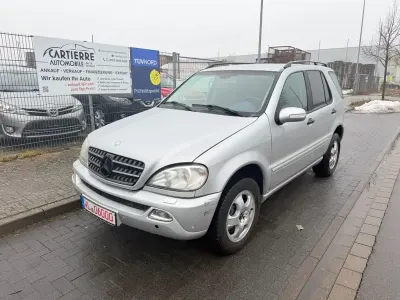 Gebraucht Mercedes ML320 218 PS (160 kW) 2001 Silber SUV