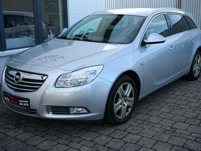 Gebraucht Opel Insignia 110 PS (80 kW) 2011 Silber Kombi