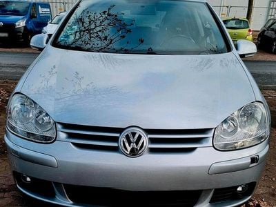 Usata VW Golf V 102 CV (75 kW) 2007 Berlina