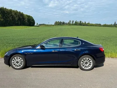 Gebraucht Maserati Ghibli 275 PS (202 kW) 2016 Blau Limousine