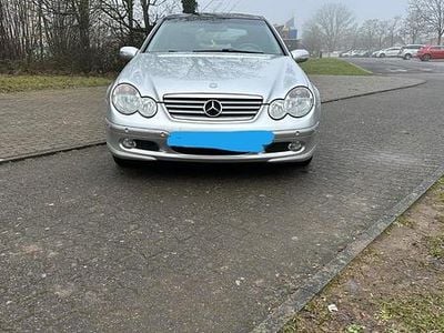 Silber Gebraucht 2003 Mercedes C180 Coupé | 4.950 €