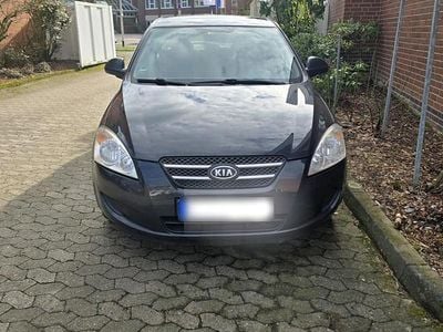 Gebraucht Kia Ceed 122 PS (89 kW) 2008 Schwarz Kleinwagen