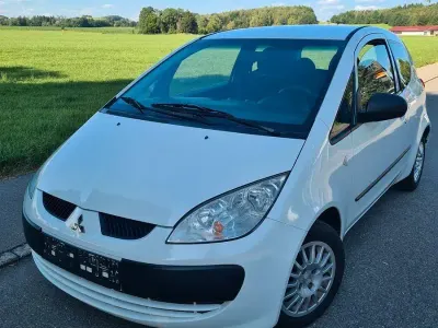Gebraucht Mitsubishi Colt 75 PS (55 kW) 2008 Weiß Limousine