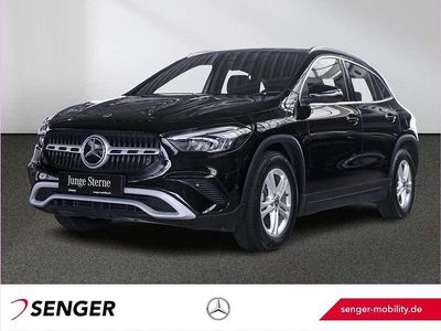 Gebraucht Mercedes GLA200 163 PS (119 kW) 2024 Unilack nachtschwarz SUV