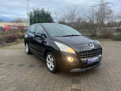 gebraucht Peugeot 3008 Premium *1.HAND*AHK*KLIMA*EURO5*