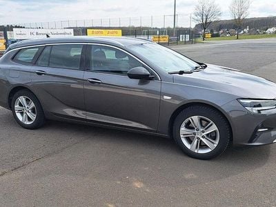 Begagnad Opel Insignia Elegance 174 HK (127 kW) 2022 Grå Kombi