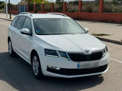Gebraucht Skoda Octavia G-TEC 130 PS (95 kW) 2020 Weiß Kombi