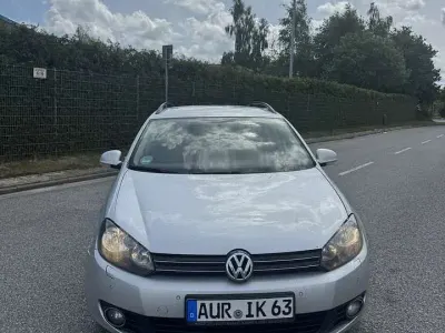 Gebraucht VW Golf VI Comfortline 105 PS (77 kW) 2011 Grau Kleinwagen