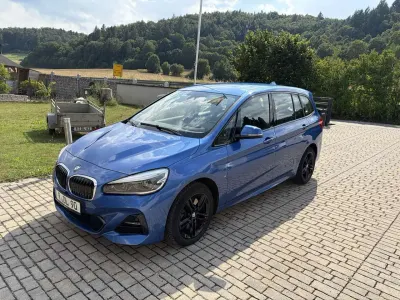 Gebraucht BMW 220 Gran Tourer Sport Line 190 PS (139 kW) 2018 Blau Van / Kleinbus