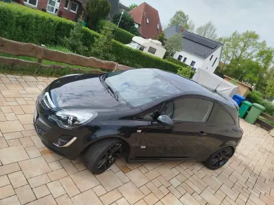 Gebraucht Opel Corsa Edition 120 PS (88 kW) 2014 Schwarz Kleinwagen