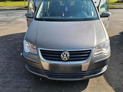 Gebraucht VW Touran 105 PS (77 kW) 2007 Silber Van / Kleinbus