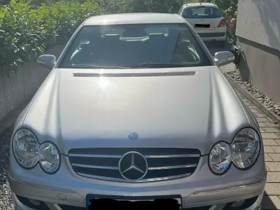 Gebraucht Mercedes CLK220 150 PS (110 kW) 2005 Silber Coupé