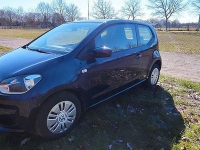 Blau Gebraucht 2016 VW up! Kleinwagen | 6.000 € (Fairer Preis)