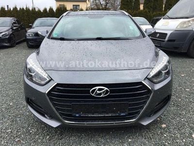 Gebraucht Hyundai i40 Trend 141 PS (103 kW) 2016 Silber Kombi