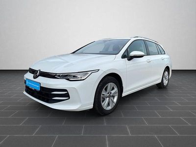 Pure white Gebraucht 2024 VW Golf VIII Life Kombi | 24.700 € (Guter Preis)