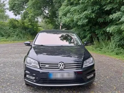 Gebraucht VW Passat 106 PS (77 kW) 2012 Schwarz Limousine