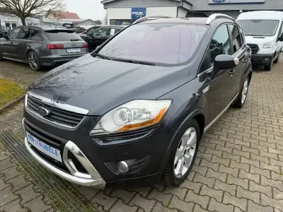 Usata Ford Kuga Titanium 200 CV (147 kW) 2010 Grigio SUV
